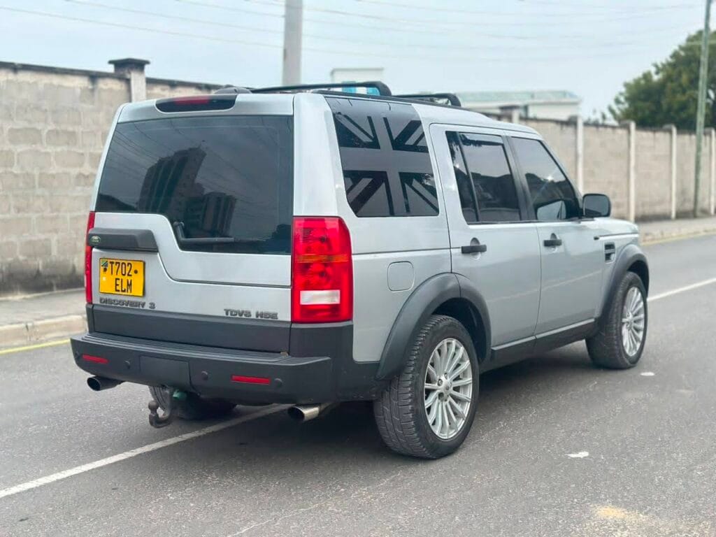 Price Of Land Rover Discovery 3 2007 for Sale in Tanzania
