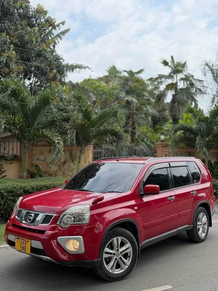 Bei ya Nissan X-Trail 2012 Sokoni Dar es Salaam Tanzania