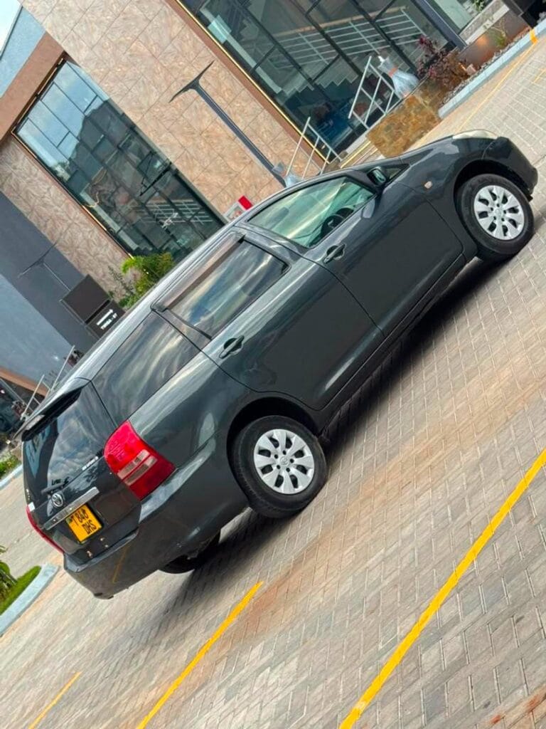 Price Toyota Wish 2006 for Sale in Dar es Salaam