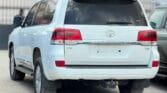 Toyota Land Cruiser V8 bei poa sokoni Dar es Salaam Tanzania