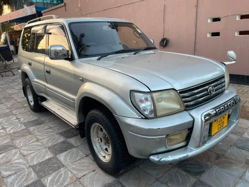 Toyota Land Cruiser Prado 2001 for Sale in Dar es Salaam