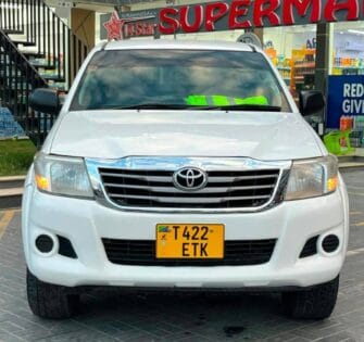 Bei Ya Toyota Hilux 2013 Sokoni Dar es Salaam Tanzania