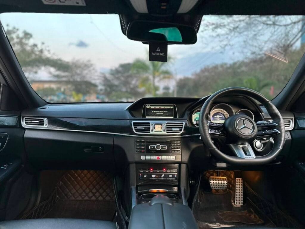 Price Benz E-Class 2014 for Sale in Dar es Salaam