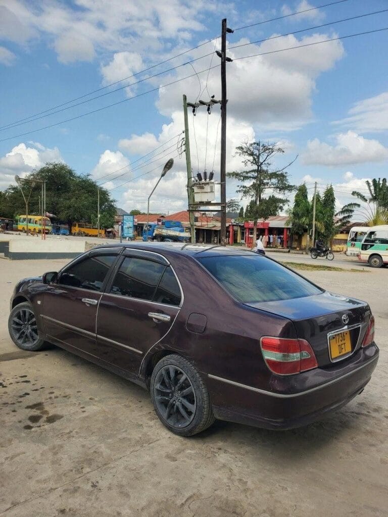 Toyota Brevis 2004 for Sale in Dar es Salaam